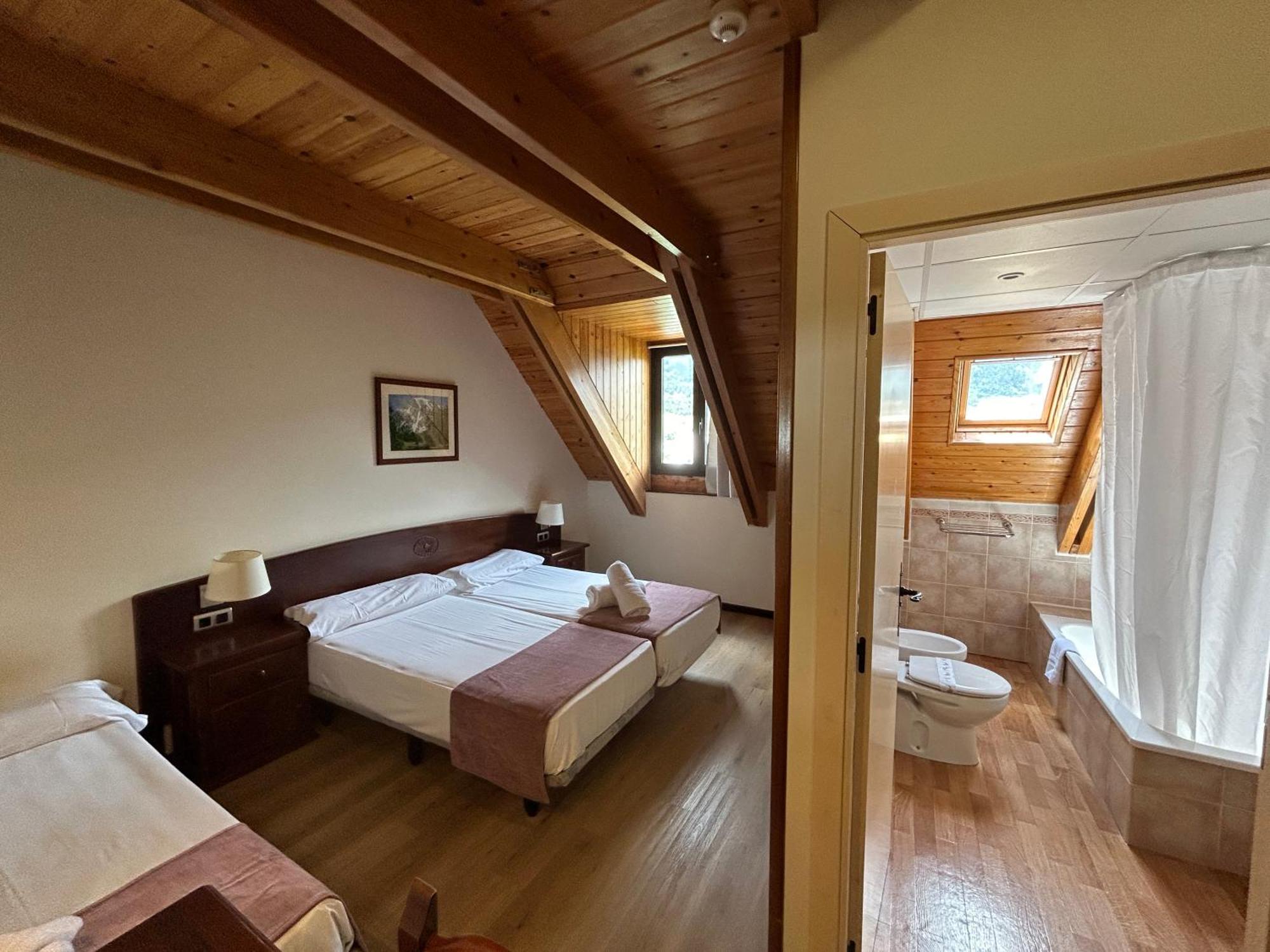 Hotel Romanic Estación المظهر الخارجي الصورة